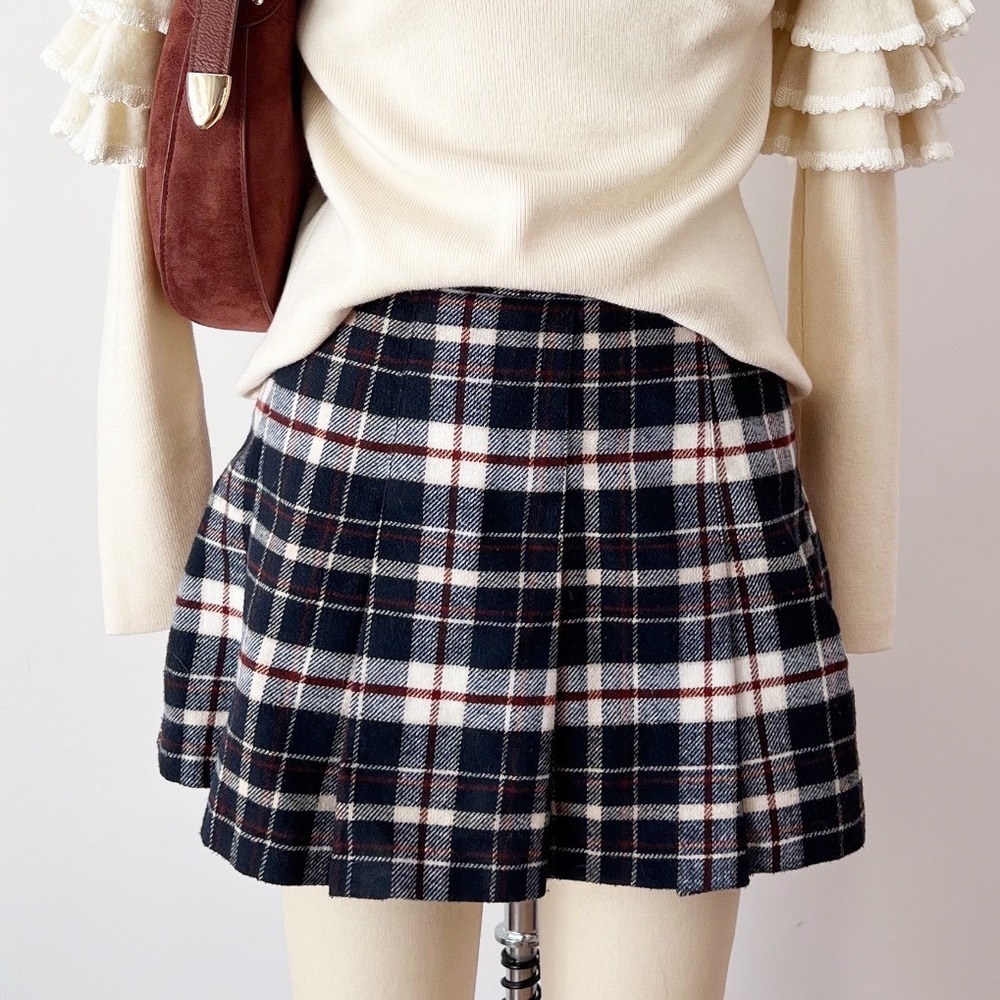 H&M Plaid Mini Skort Navy Blue Cream Red Wool Blend Pleated Tartan Preppy 6